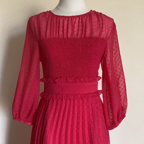ASOS DESIGN textured pleated shirred midi dress in hot pink size 4 - Picture 5 of 16